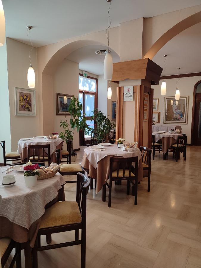 Hotel Cristallo Conegliano Esterno foto