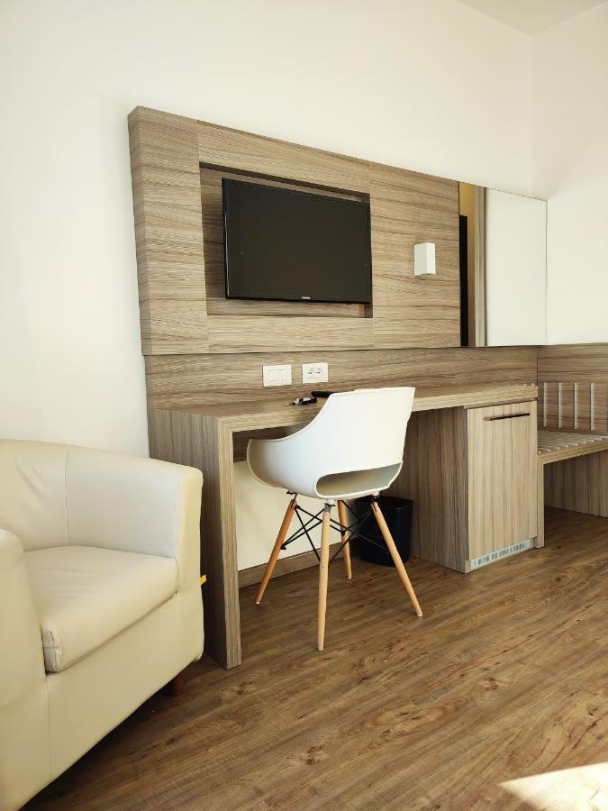 Hotel Cristallo Conegliano Esterno foto
