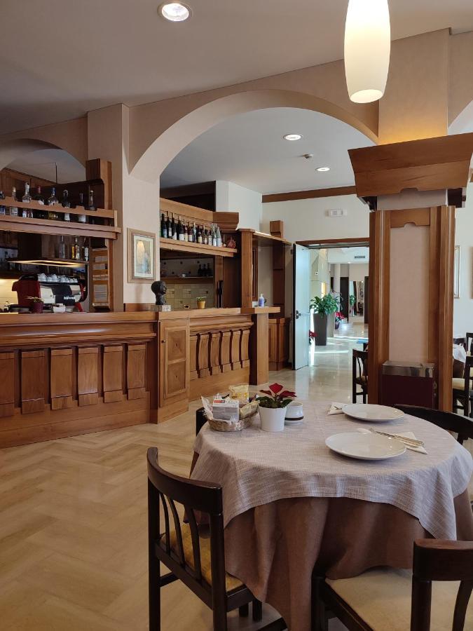 Hotel Cristallo Conegliano Esterno foto