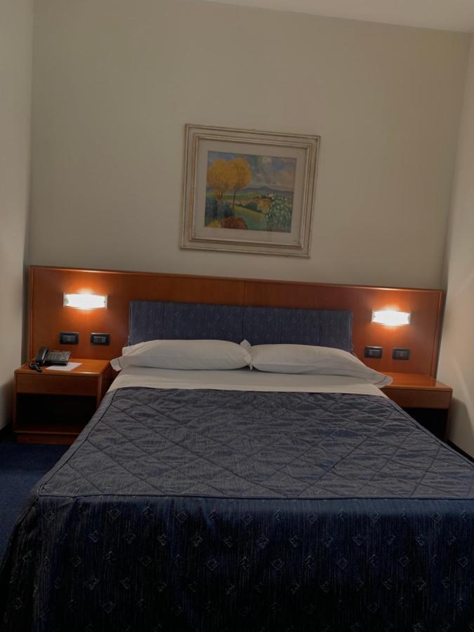 Hotel Cristallo Conegliano Esterno foto
