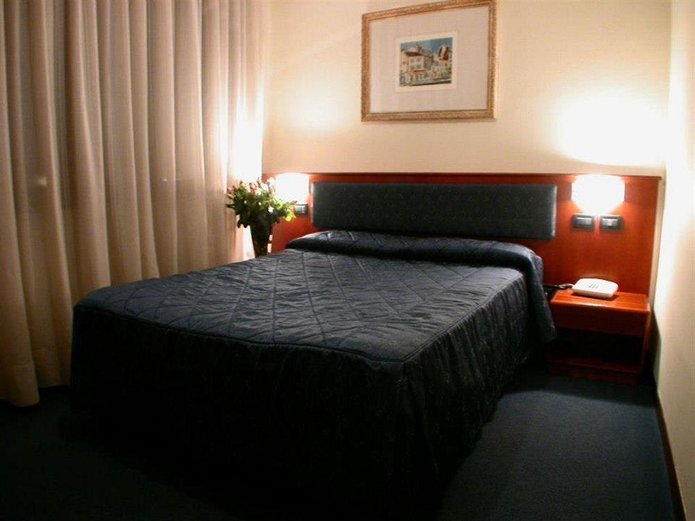 Hotel Cristallo Conegliano Esterno foto