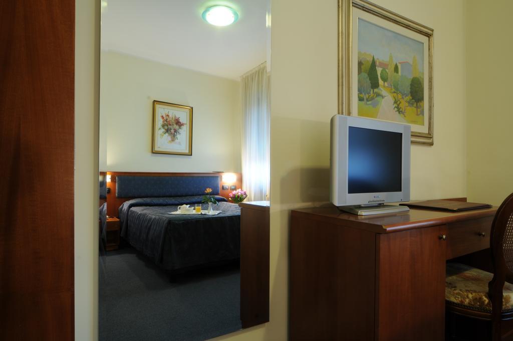 Hotel Cristallo Conegliano Esterno foto